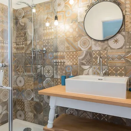 Homebound Ii - Contactless Check-in