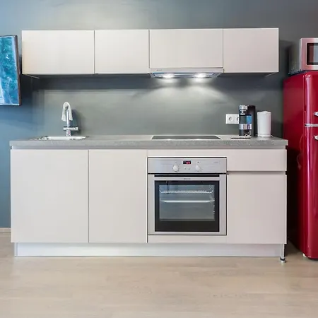 Homebound Ii - Contactless Check-in 4*