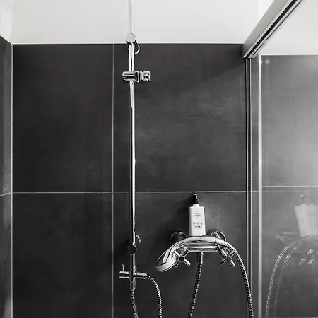 Homebound Ii - Contactless Check-in